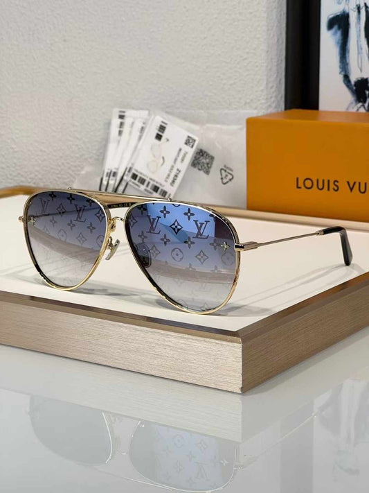 Louis Vuitton Sunglasses 2 colors