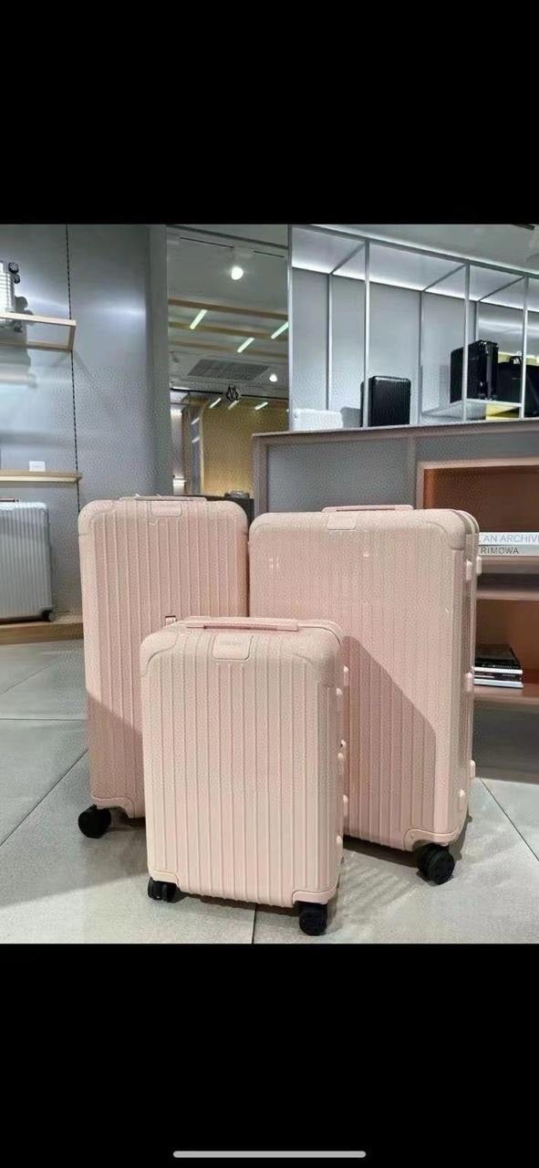 Rimowa Trolly Suitcase Set