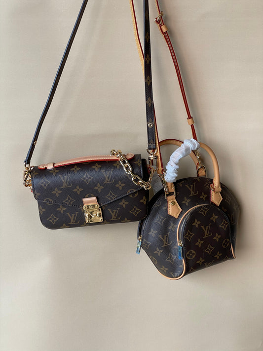 LOUIS VUITTON BAG