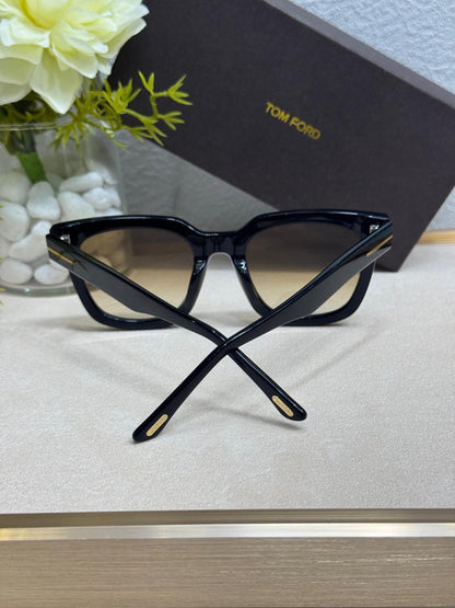 Tom Ford Sunglasses 2 colors