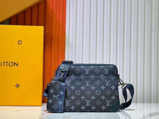 Louis Vuitton Messanger Bag 2 colors