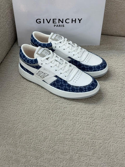 Givenchy Sneakers