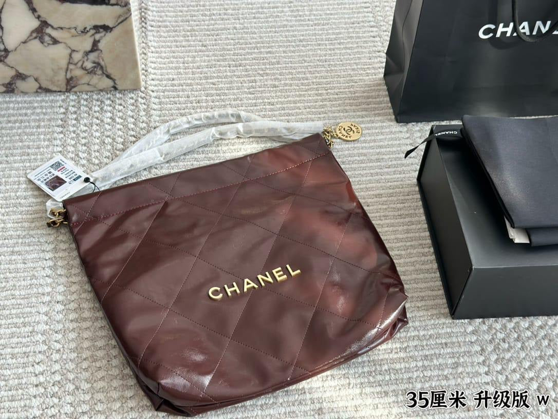 Chanel Tote Bag