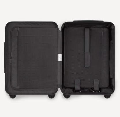 Rimowa Trolly Suitcase Set