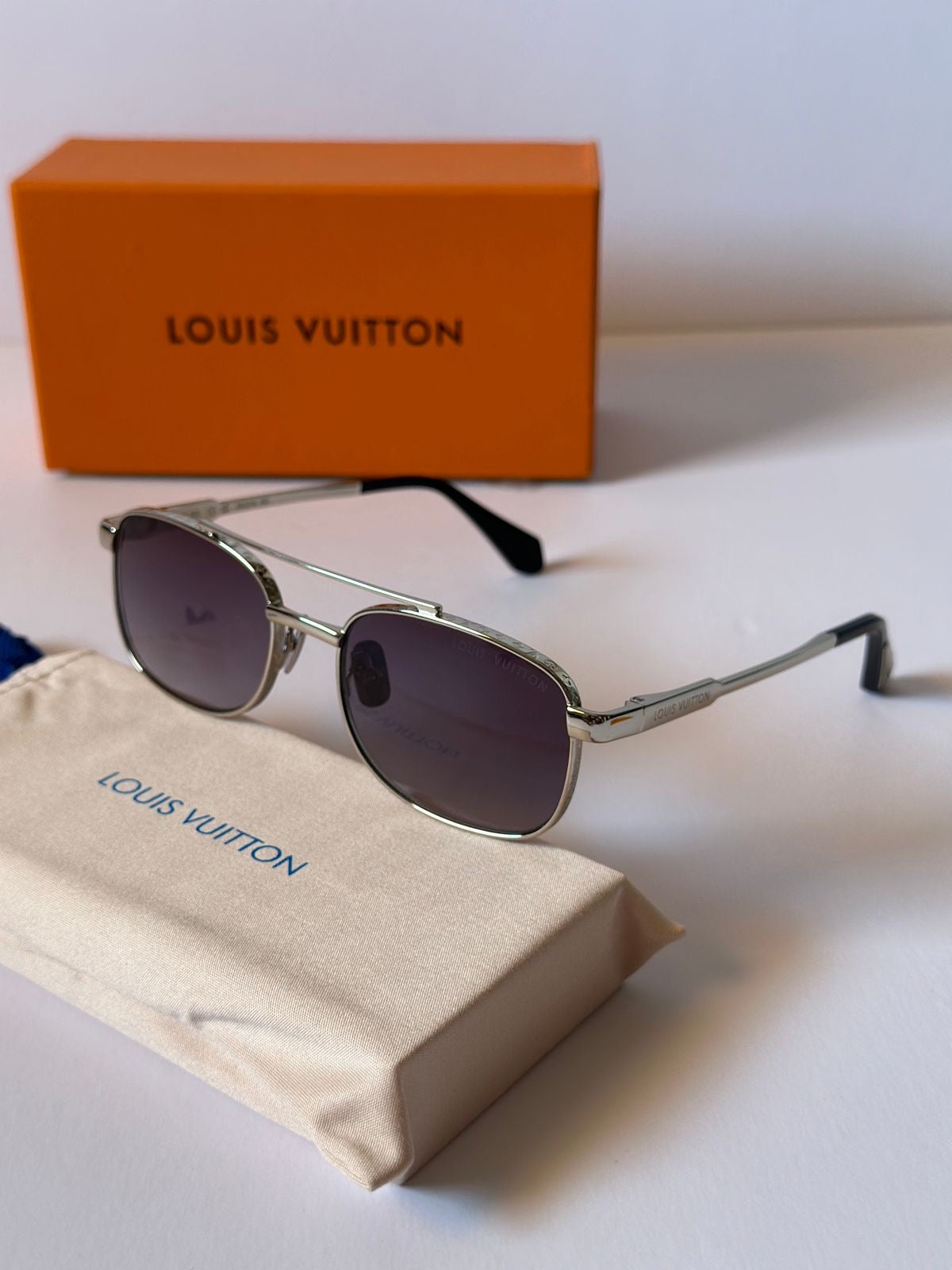 Louis Vuitton Sunglasses 5 colors