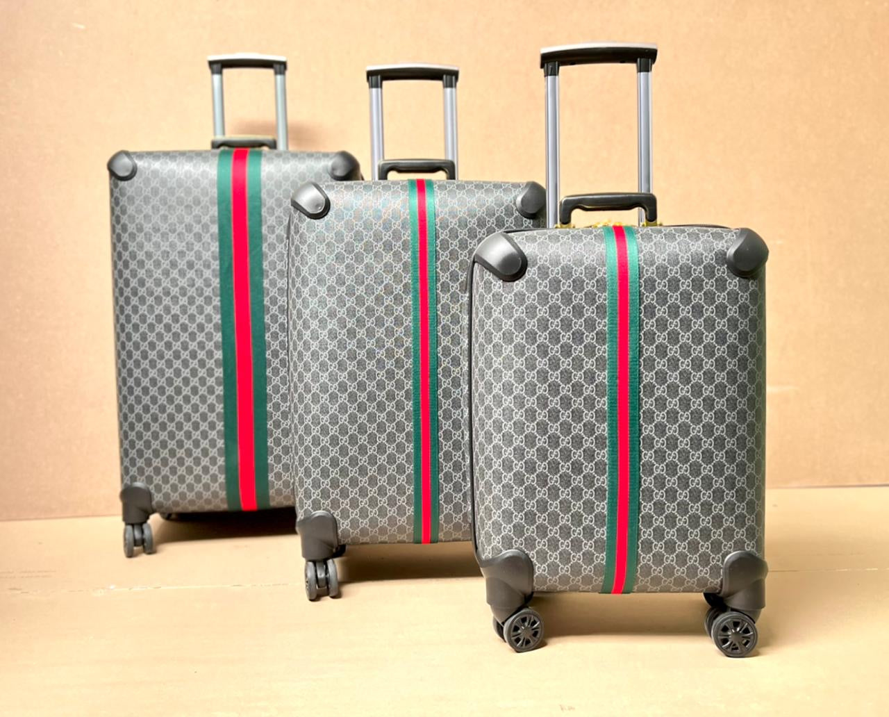 Gucci Trolly Suitcase Set