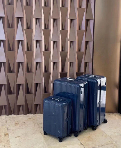 Rimowa Trolly Suitcase Set