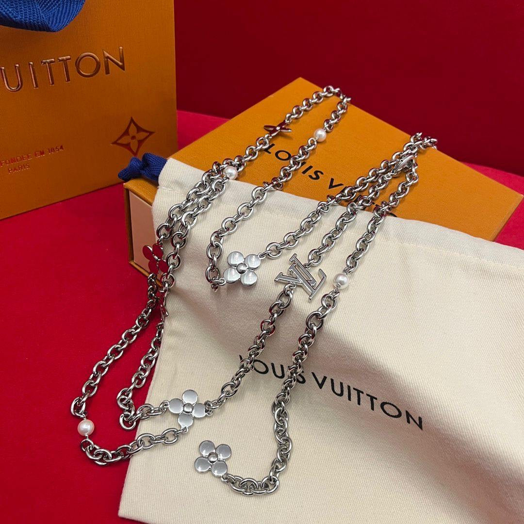 Louis Vuitton Belts 2 colors