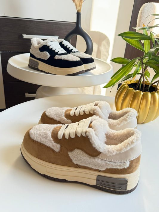 UGG Sneakers