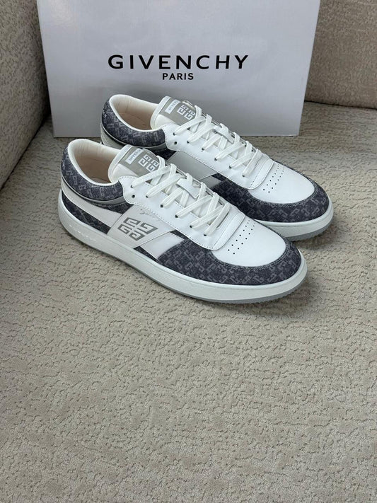 Givenchy Sneakers