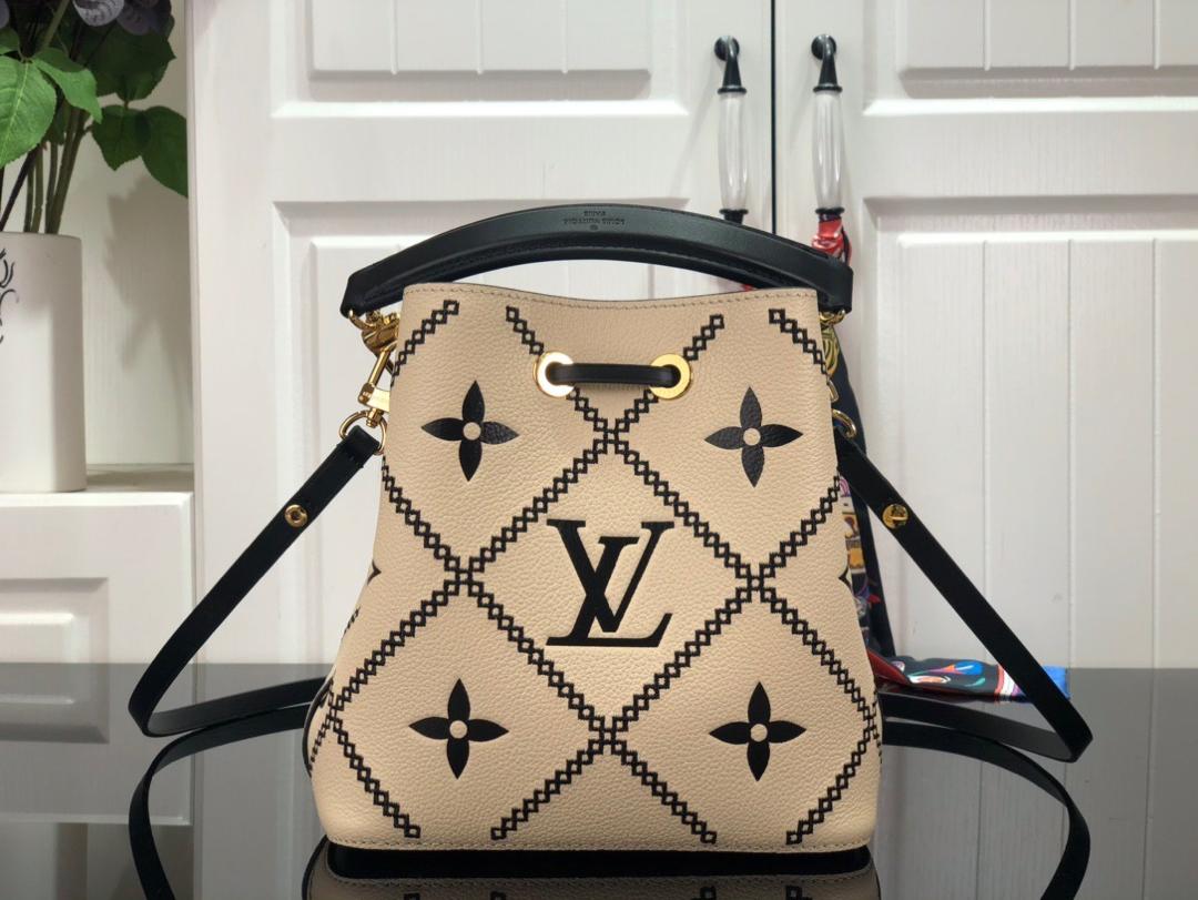 Louis Vuitton Bucket Bag