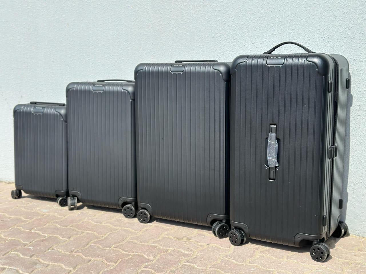 Rimowa Trolly Suitcase Set