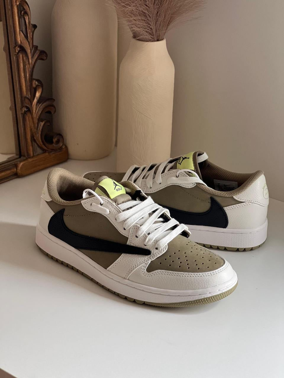 Nike x Travis Scott Sneakers ( VIP Quality)