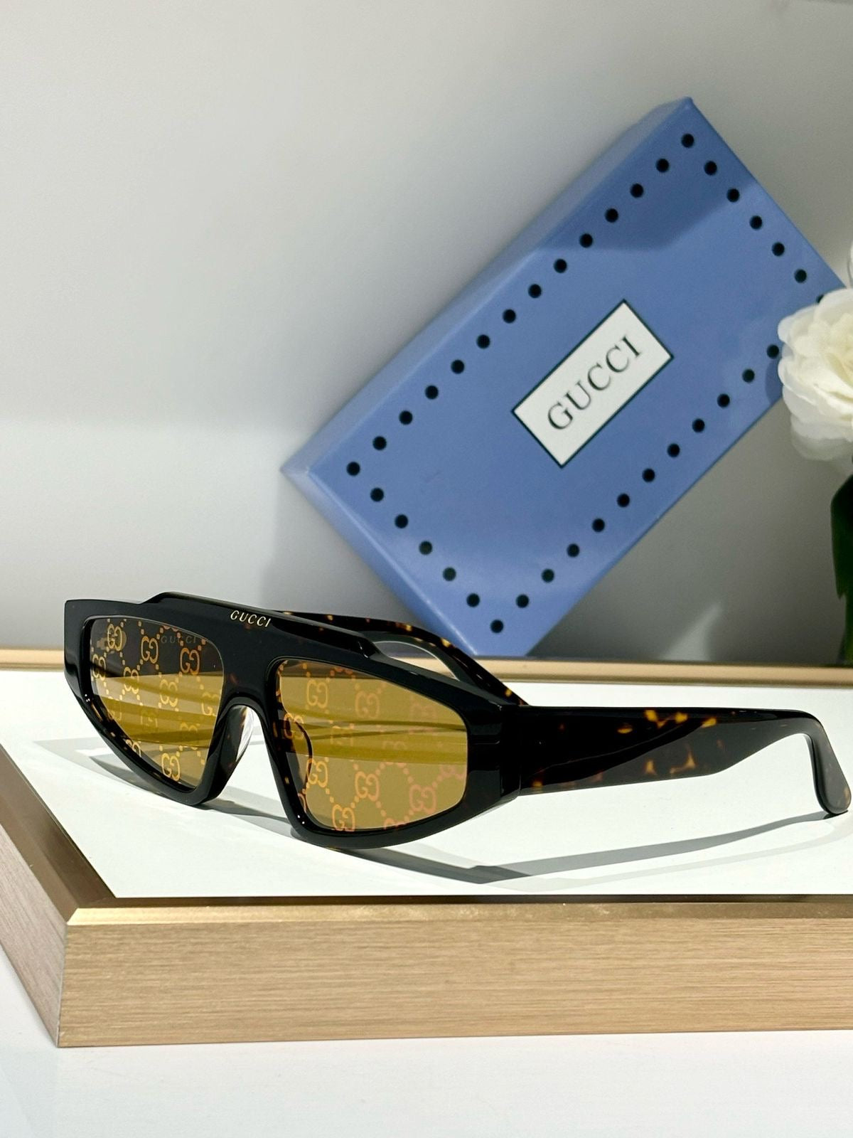 Gucci Sunglasses 2 colors