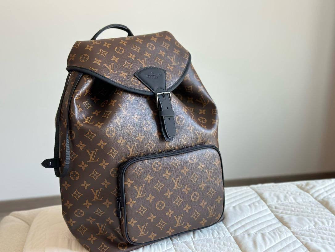 Louis Vuitton Backpack 2 colors