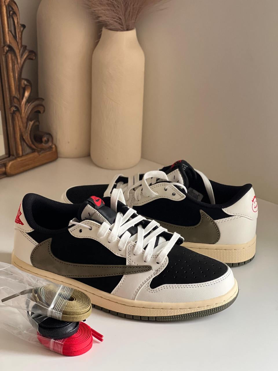 Nike x Travis Scott Sneakers ( VIP Quality)