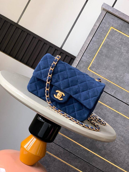 Chanel Sling Bag (VIP Quality)