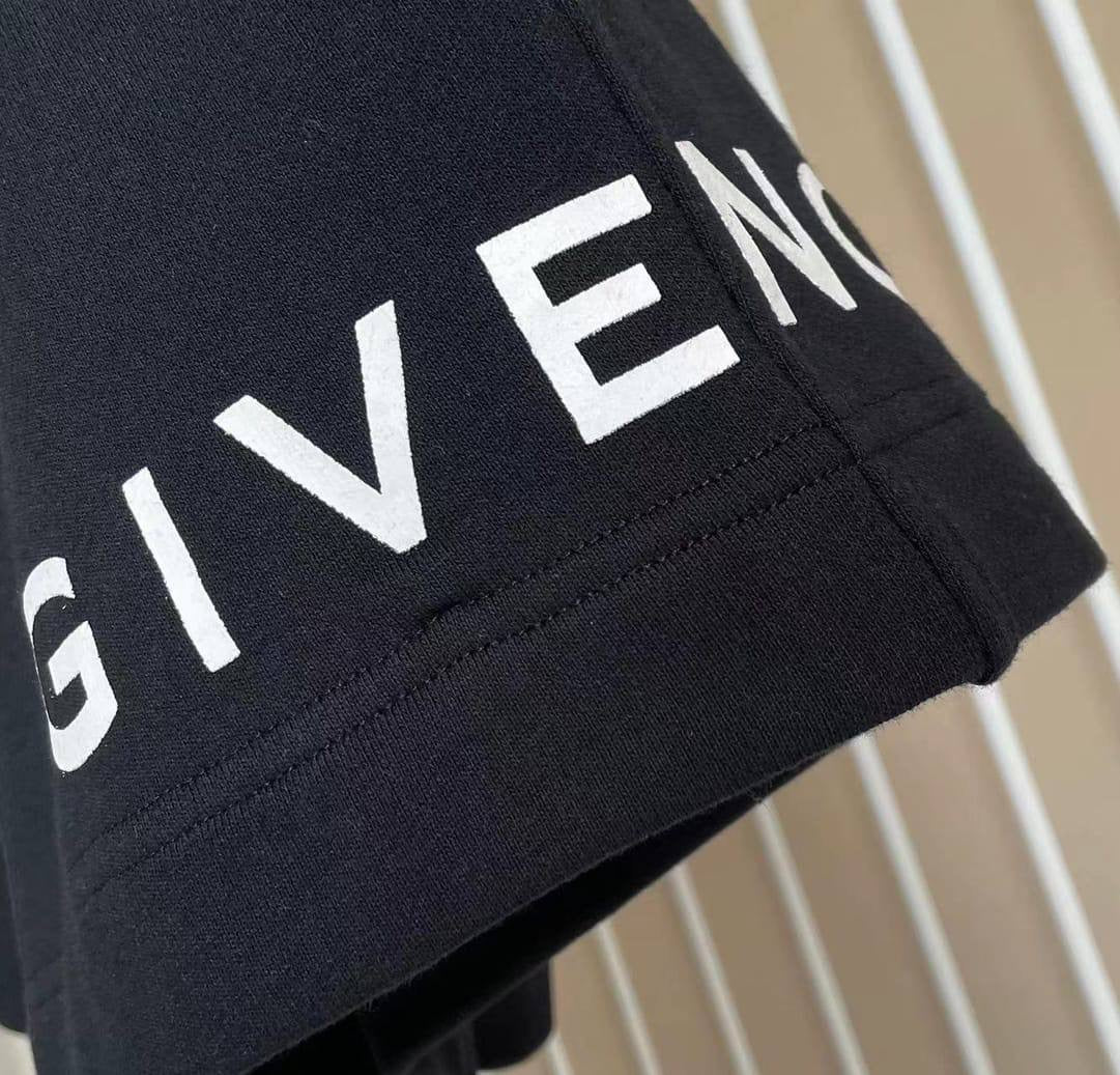 Givenchy Short