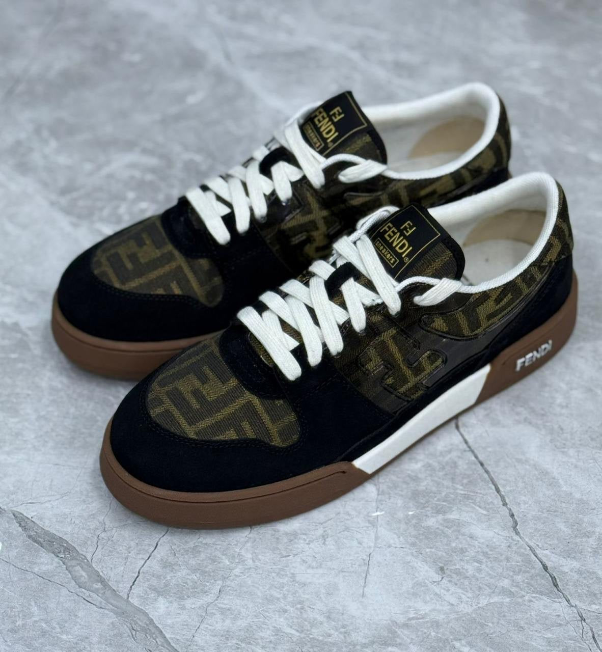 Fendi Sneakers