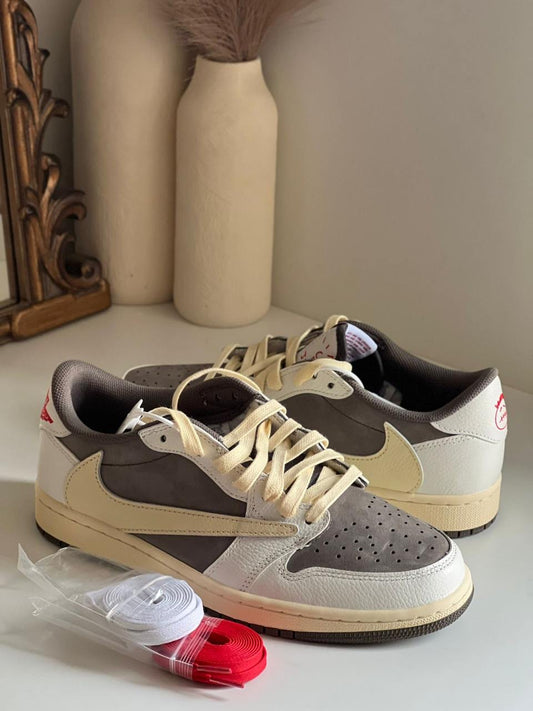 Nike x Travis Scott Sneakers ( VIP Quality)