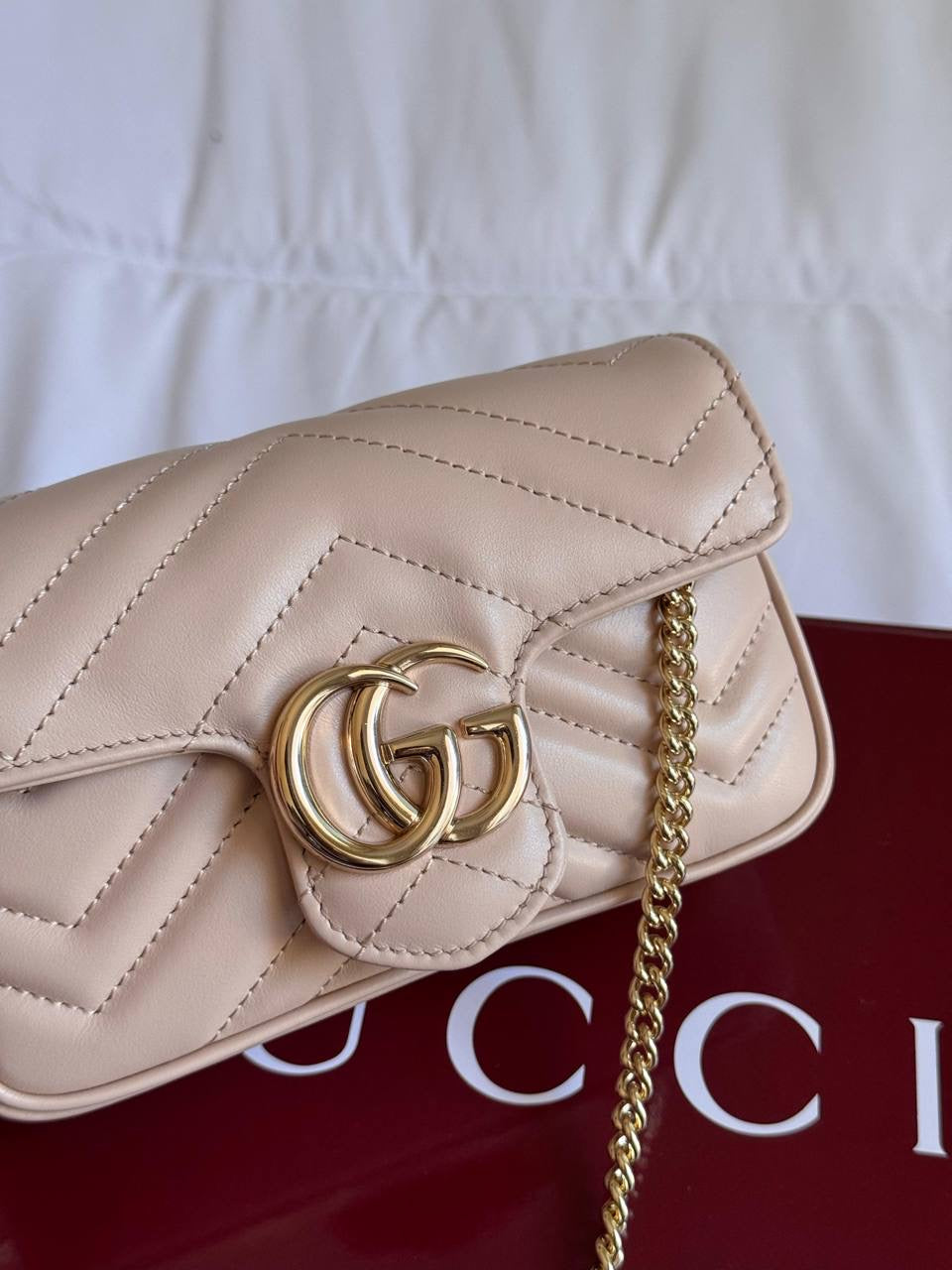 Gucci Sling Bag (VIP Quality)