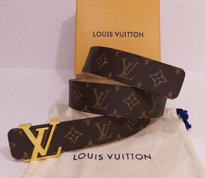 Louis Vuitton Belts 2 colors