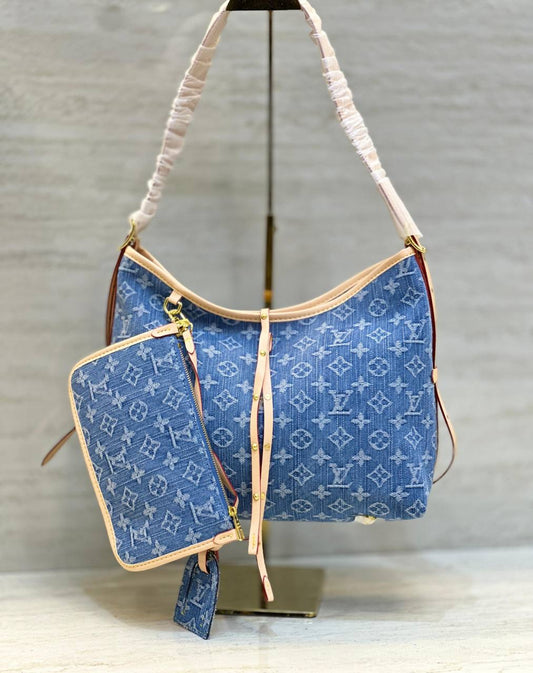 Louis Vuitton Shoulder Bag