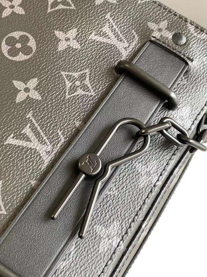 Louis Vuitton Messenger Bag (ViP Quality)