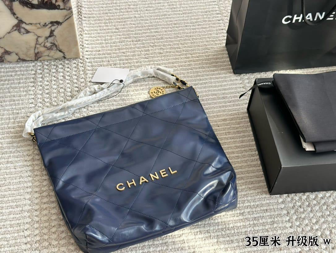 Chanel Tote Bag