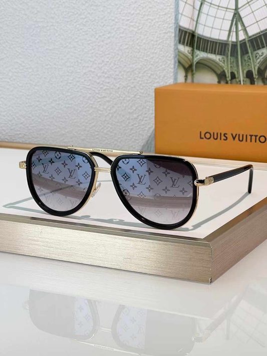 Louis Vuitton Sunglasses 2 colors