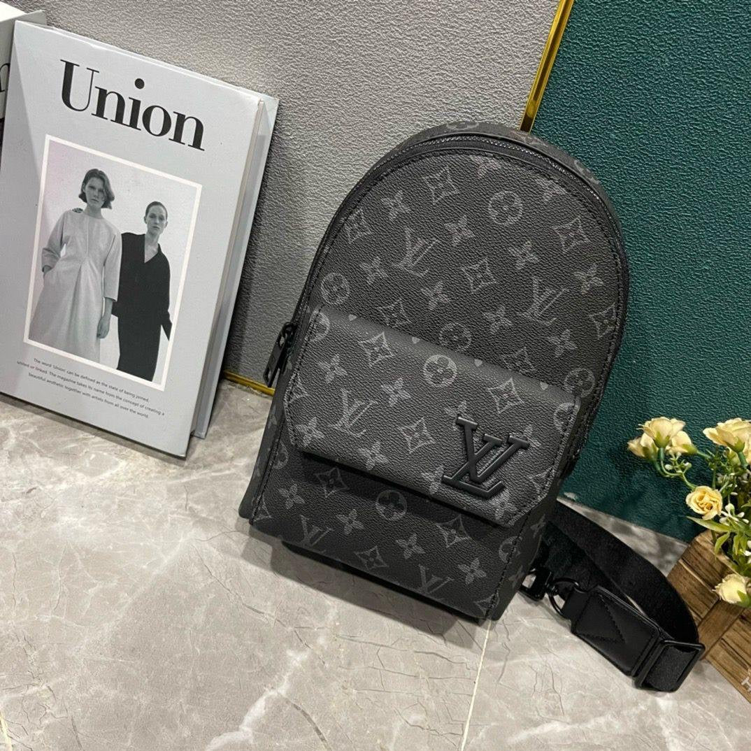 Louis Vuitton Backpacks 4 colors