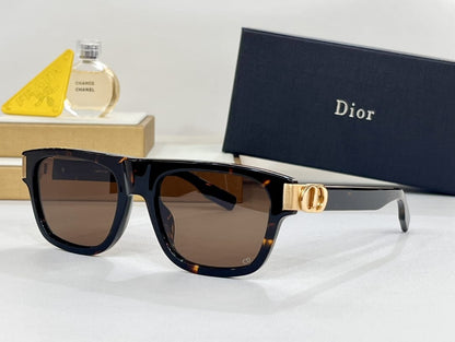 Dior Sunglasses 2 colors