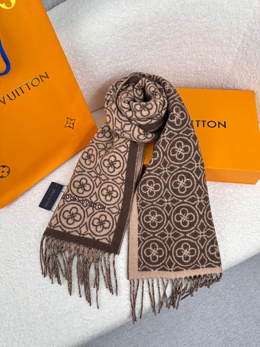 Louis Vuitton Unisex Scarf 2 colors