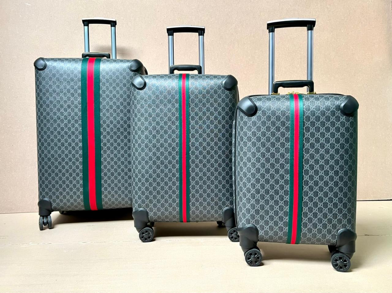 Gucci Trolly Suitcase Set