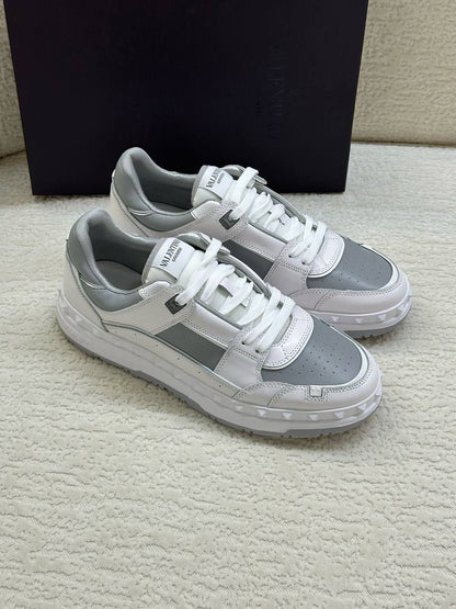 Valentino Sneakers