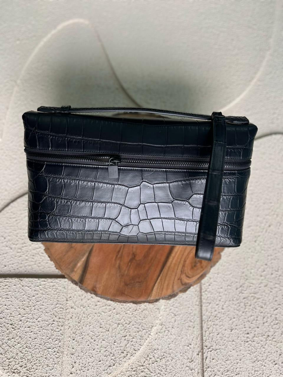 Loro Piana Pouch (VIP Quality)