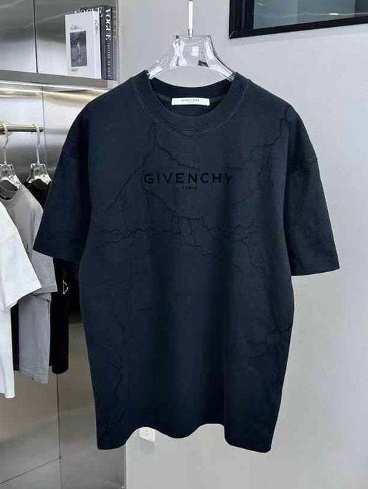 Givenchy T-Shirt