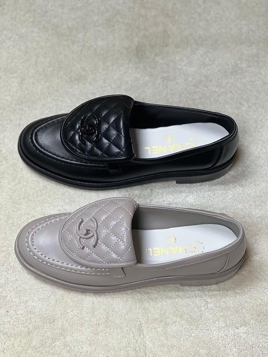 CHANEL Female Loafer