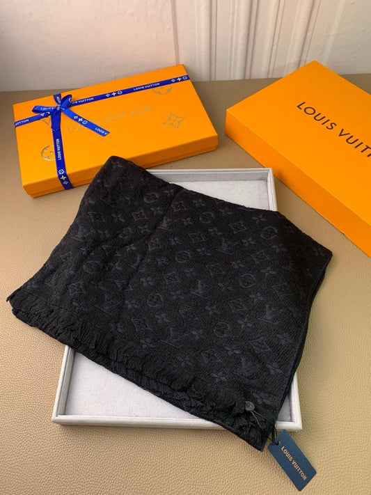 Louis Vuitton Unisex Scarf