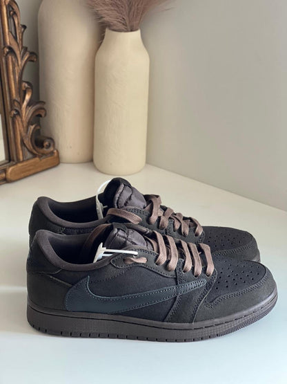 Nike x Travis Scott Sneakers ( VIP Quality)