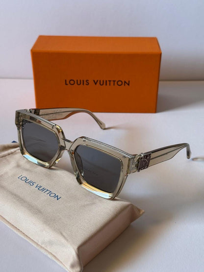 Louis Vuitton Sunglasses 2 colors