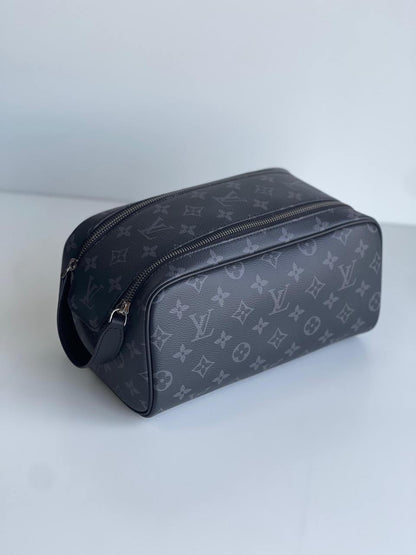 Louis Vuitton Pouch (VIP Quality) 4 colors