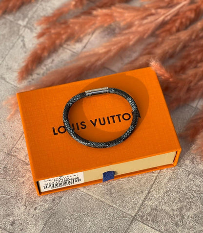 Louis Vuitton Male Bracelet 2 colors