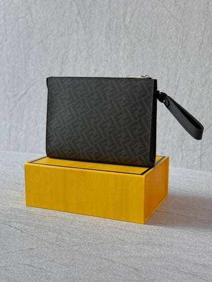 Fendi Clutch (VIP Quality)