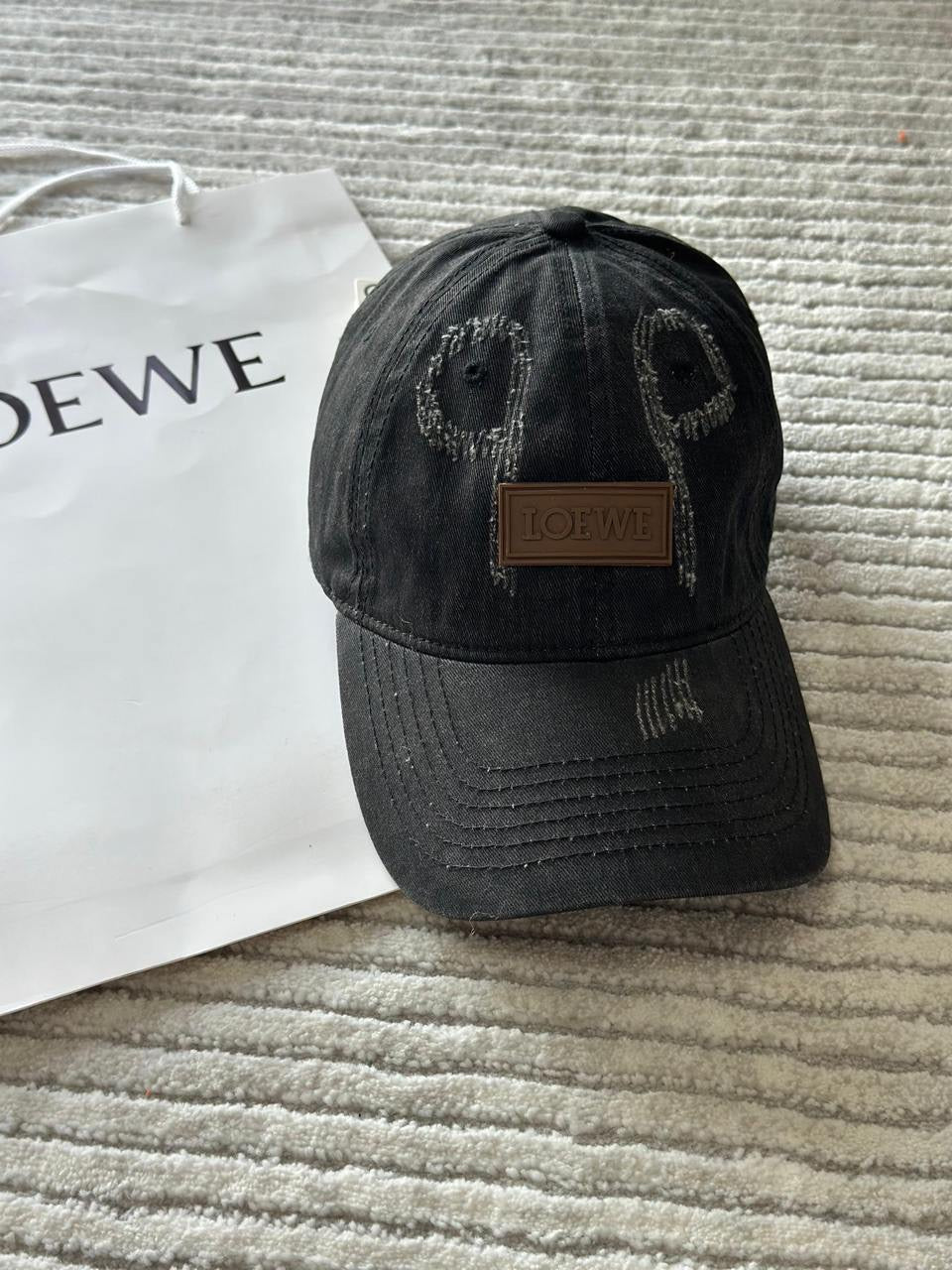 Loewe Caps 4 colors