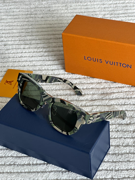 Louis Vuitton Sunglasses 4 colors