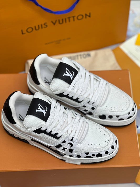 LOUIS VUITTON Shoes