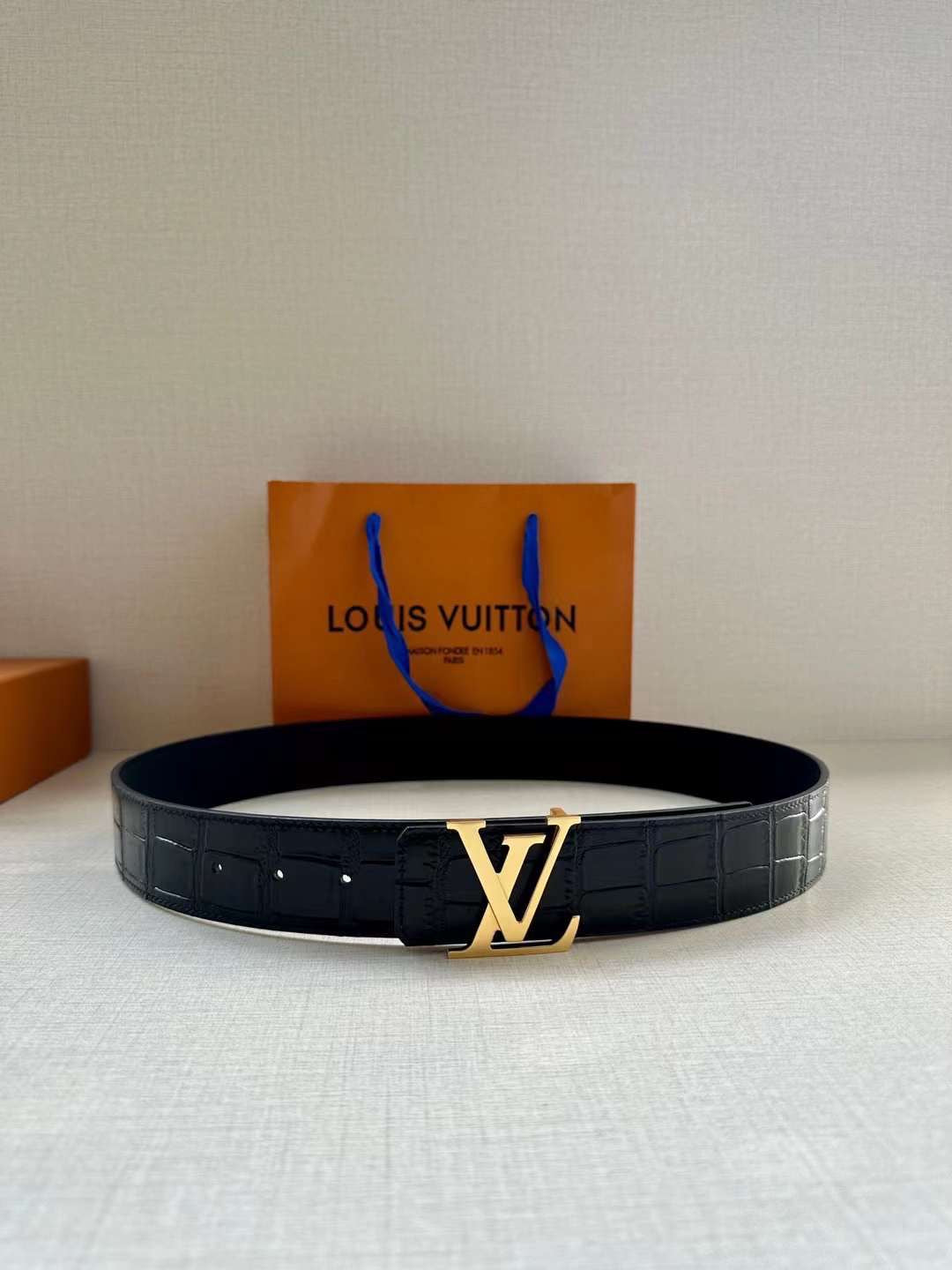 Louis Vuitton Belt 2 colors