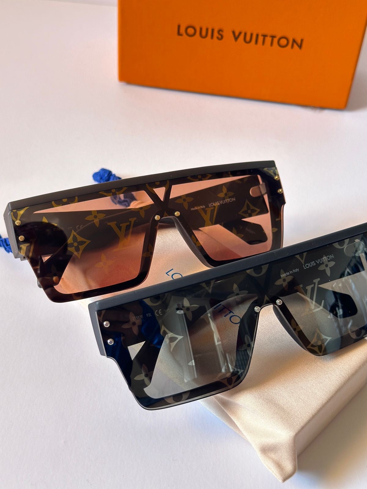 Louis Vuitton Sunglasses 2 colors