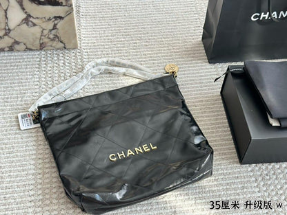 Chanel Tote Bag